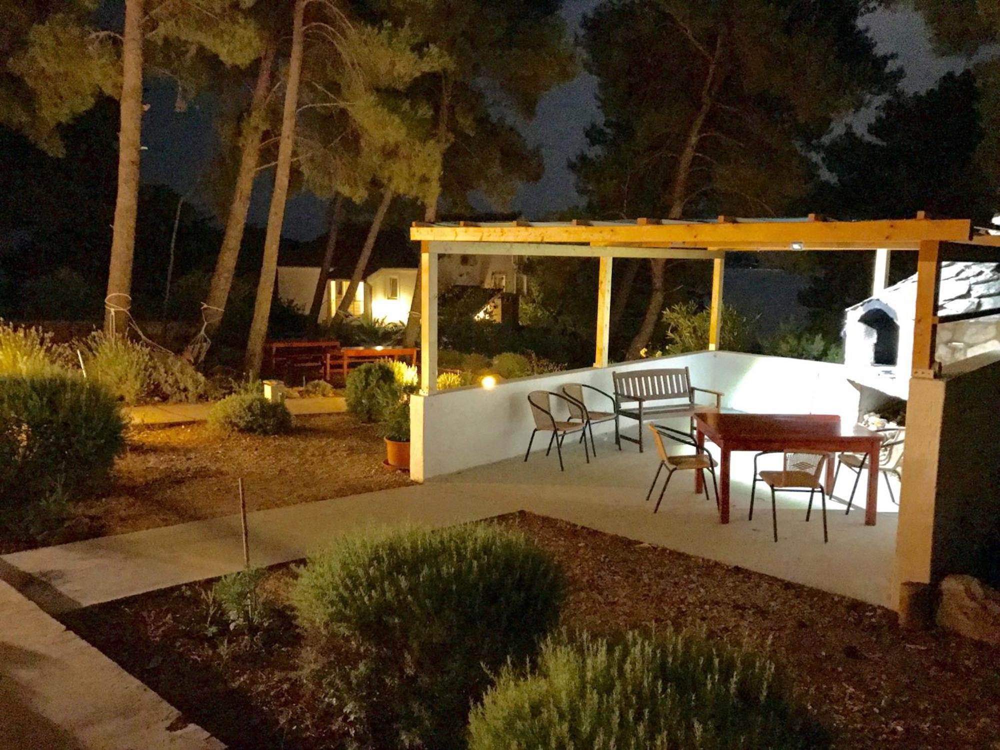 Apartments Nautic Zavala Extérieur photo