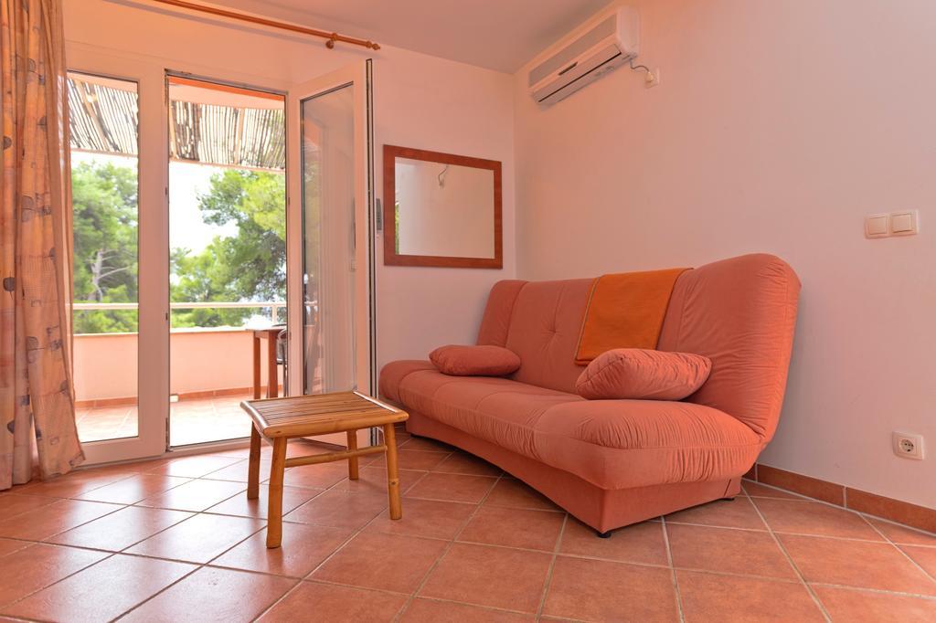 Apartments Nautic Zavala Extérieur photo