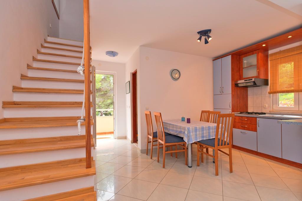 Apartments Nautic Zavala Extérieur photo